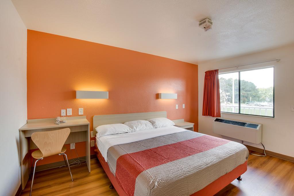 Motel 6-Columbus, Oh - West Eksteriør billede