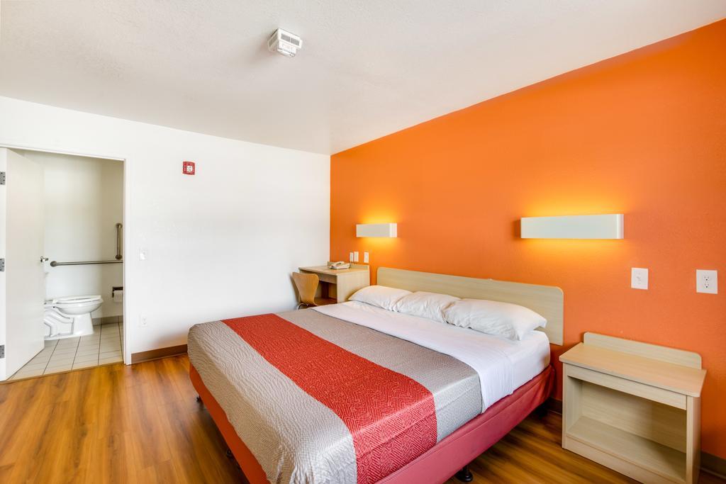 Motel 6-Columbus, Oh - West Eksteriør billede