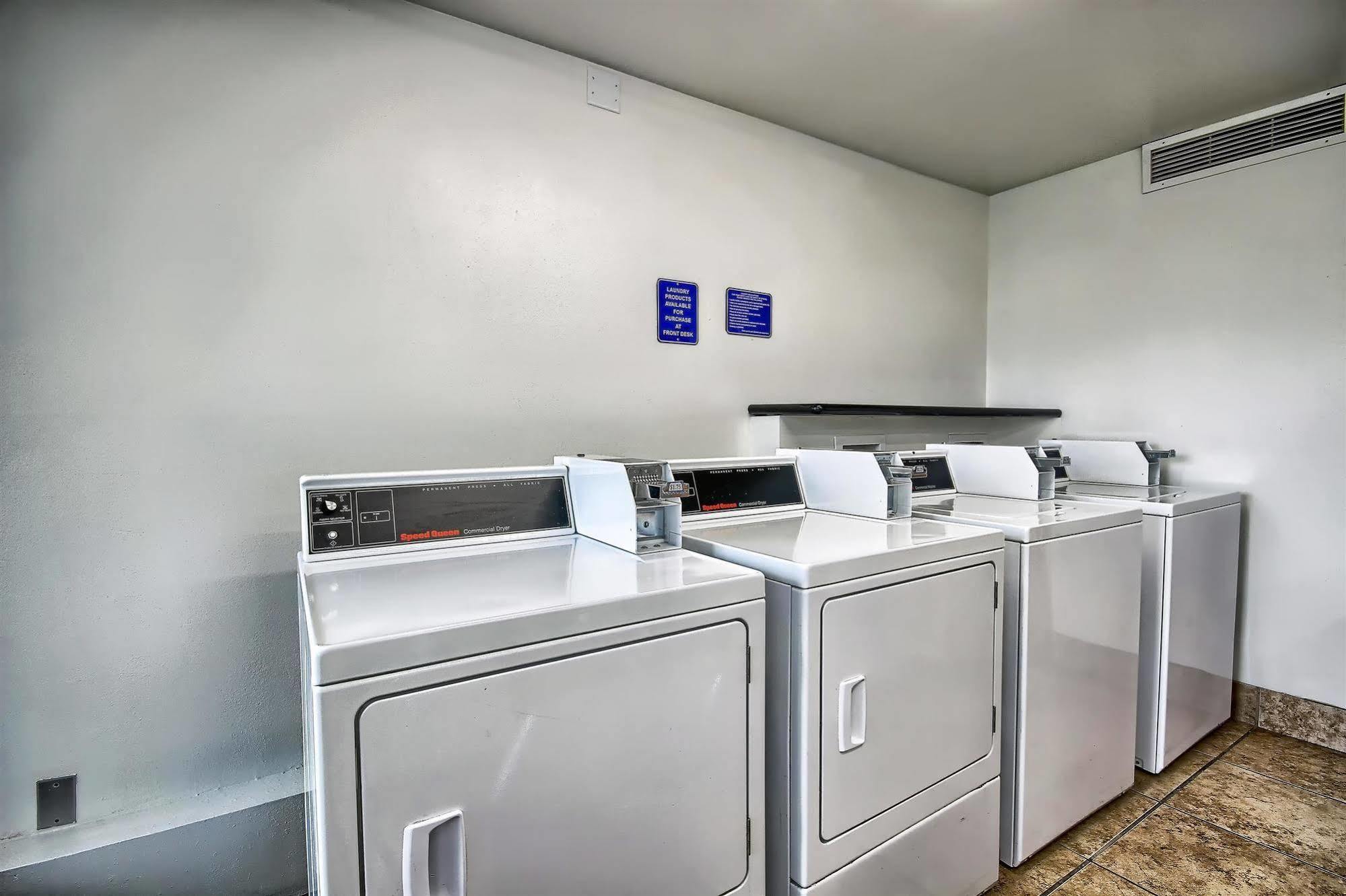 Motel 6-Columbus, Oh - West Eksteriør billede